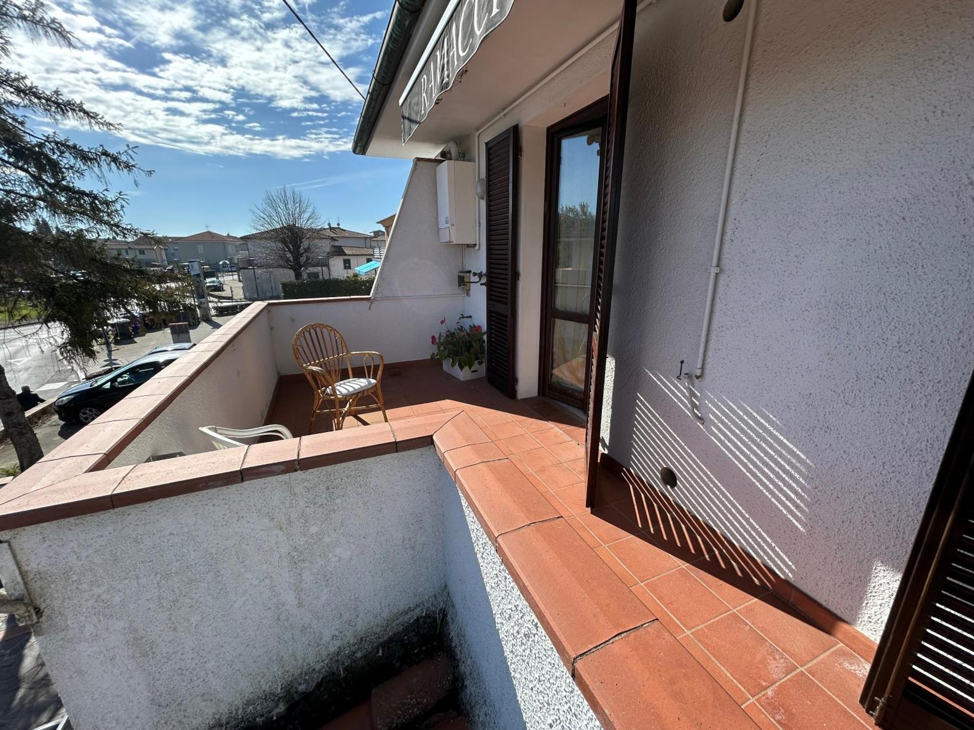Appartamento La Casa Di Simo Montecalvoli Dış mekan fotoğraf