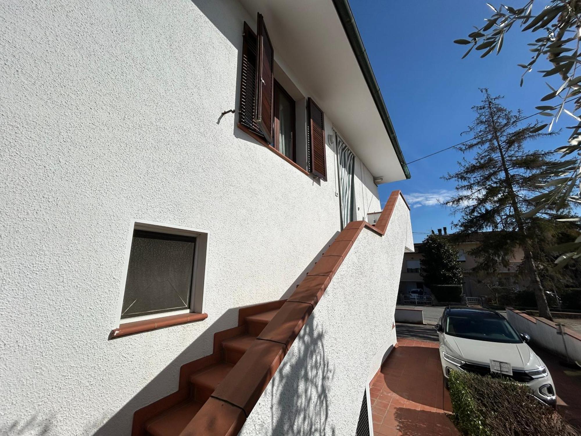 Appartamento La Casa Di Simo Montecalvoli Dış mekan fotoğraf